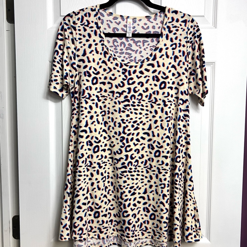 LuLaRoe Perfect T